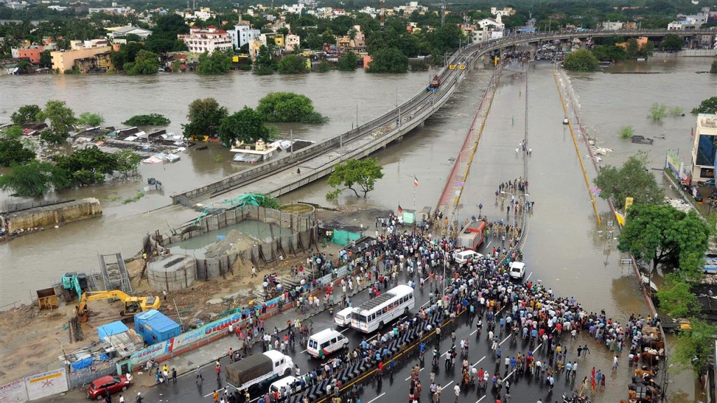 saidapet bridge under water