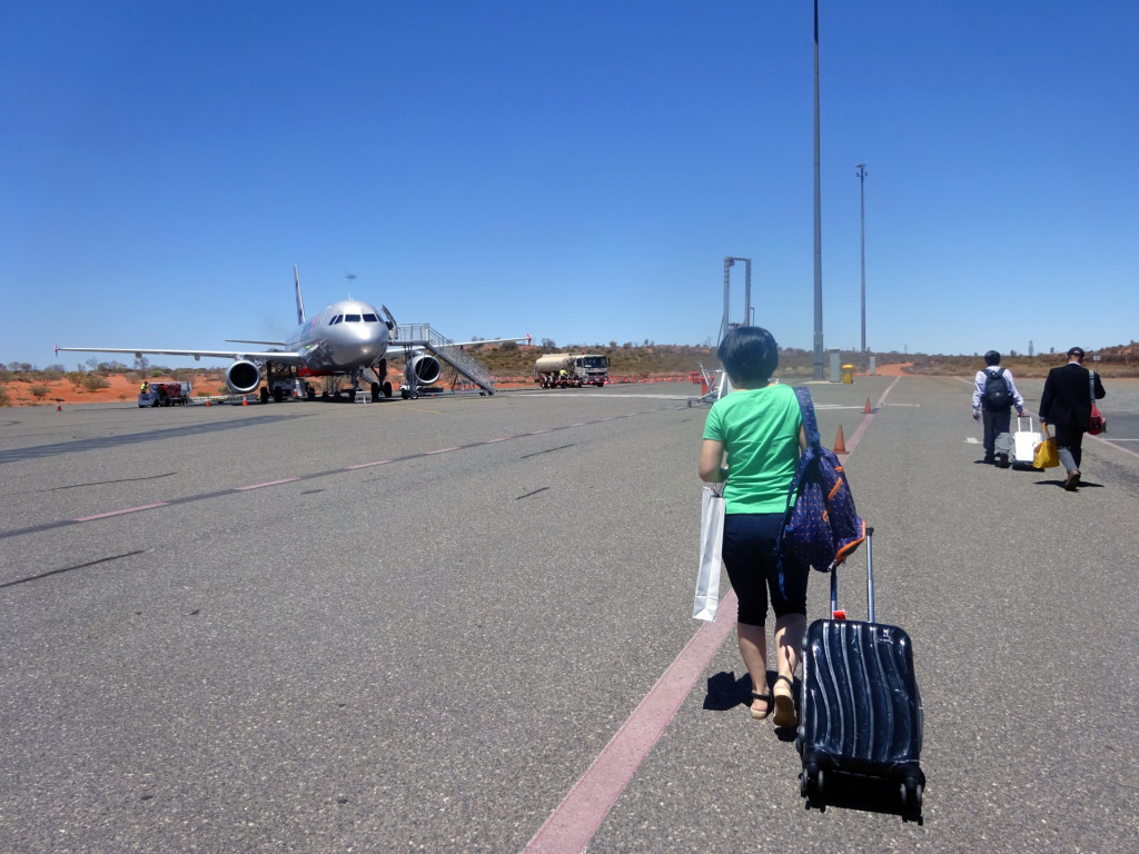 uluru airport